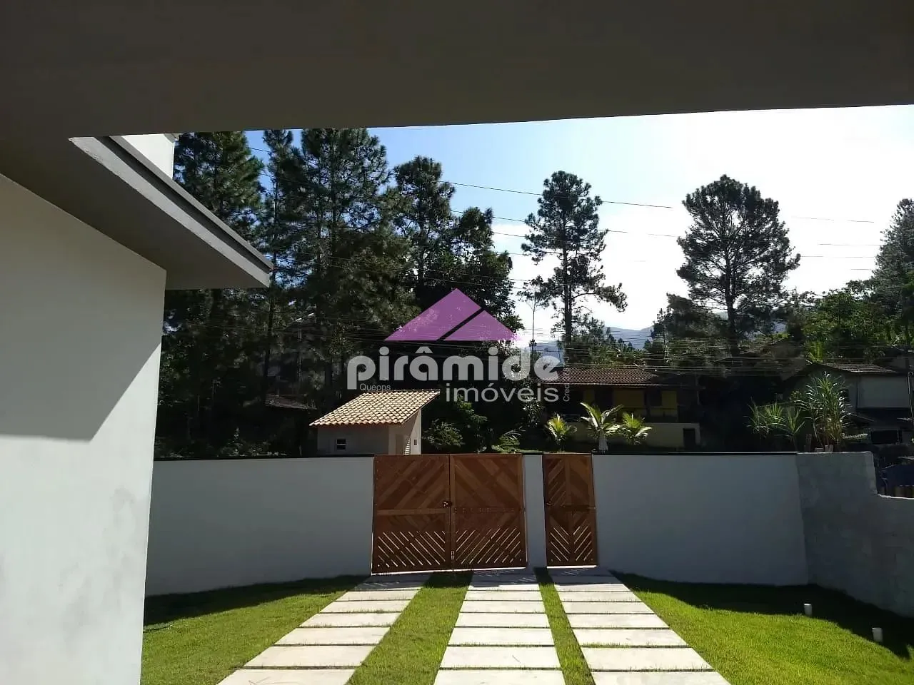 Casa, 3 quartos, 135 m² - Foto 1