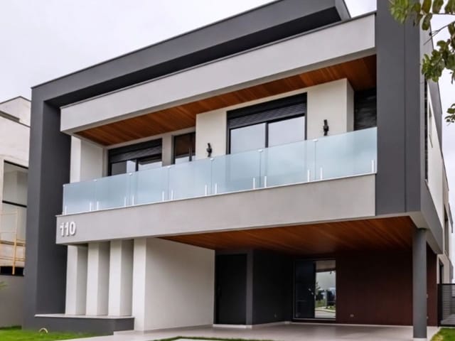Casa com 500m² 4 quartos e 4 banheiros, à venda, no bairro Condomínio Residencial Alphaville em São José dos Campos