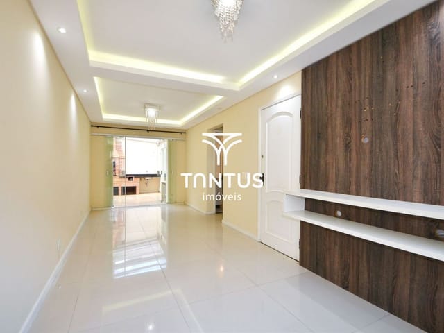 Casa com 101m² 3 quartos e 2 banheiros, à venda, no bairro Cajuru em Curitiba