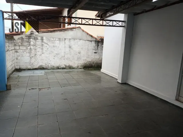 Casa com 250m² 3 quartos e 1 banheiro, para alugar, no bairro Parque Residencial Nova Caçapava em Caçapava