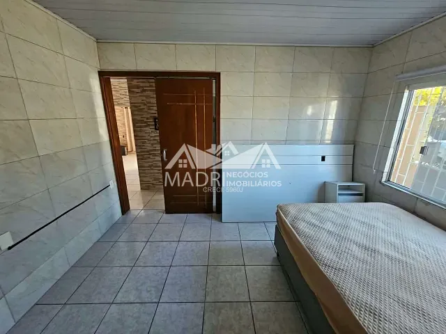 Casa 3 quartos e 2 banheiros, para alugar, no bairro Barra do Aririú em Palhoça