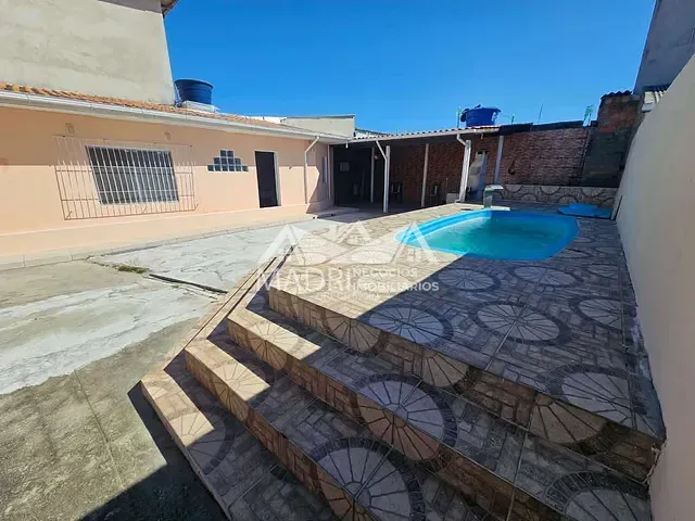 Casa 3 quartos e 2 banheiros, para alugar, no bairro Barra do Aririú em Palhoça