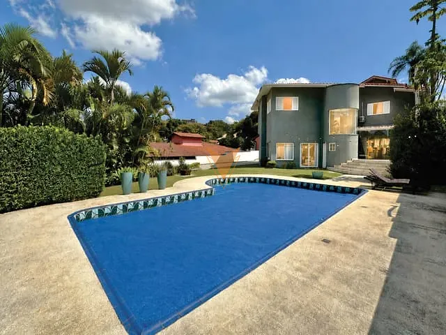 Casa 4 quartos e 5 banheiros, à venda, no bairro Granja Viana II em Cotia