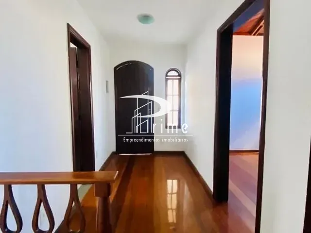 Casa com 360m² 5 quartos e 4 banheiros, à venda, no bairro Marazul em Niterói