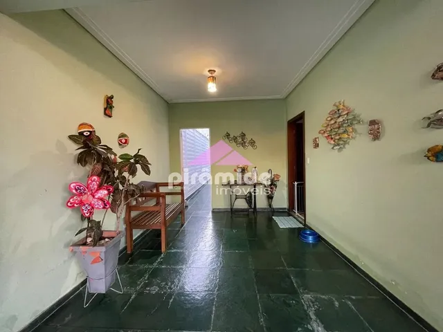 Casa com 250m² 3 quartos e 2 banheiros, à venda, no bairro Jardim Portugal em São José Dos Campos