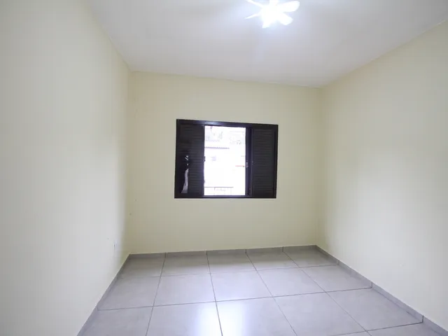 Casa 2 quartos e 1 banheiro, para alugar, no bairro Jardim São Manoel em São João da Boa Vista