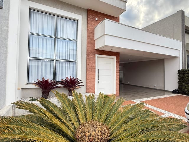 Casa com 158m² 3 quartos e 3 banheiros, à venda, no bairro Neves em Ponta Grossa
