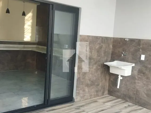 Casa com 250m² 3 quartos e 2 banheiros, à venda, no bairro Residencial Girassol em Itupeva