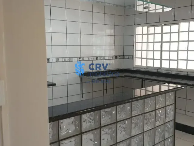 Casa com 200m² 3 quartos e 3 banheiros, à venda, no bairro Conjunto Habitacional Alexandre Urbanas em Londrina