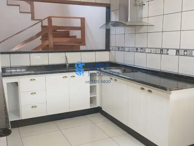 Casa com 200m² 3 quartos e 3 banheiros, à venda, no bairro Conjunto Habitacional Alexandre Urbanas em Londrina