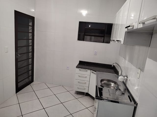 Casa com 125m² 2 quartos e 1 banheiro, à venda, no bairro Loteamento Residencial Andrade em Pindamonhangaba