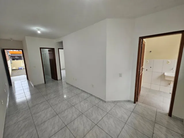 Foto do Casa - Casa de 02 dormitórios para alugar no São Sebastião, Palhoça, SC | Madri Imóveis