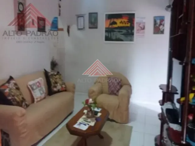 Casa com 162m² 2 quartos e 1 banheiro, à venda, no bairro Jardim Mauá em Mauá