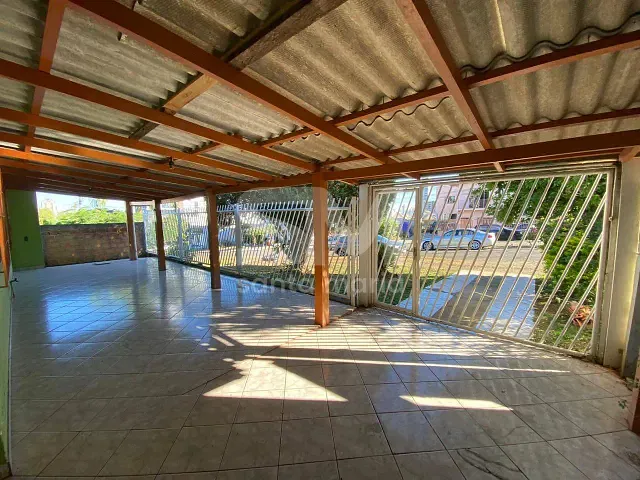 Casa 3 quartos e 1 banheiro, para alugar, no bairro Presidente Médici em Chapecó