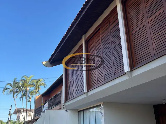 Casa com 303m² 3 quartos e 3 banheiros, à venda, no bairro Lago Parque em Londrina