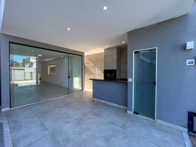 Casa com 340m² 3 quartos e 5 banheiros, à venda, no bairro Recreio dos Bandeirantes em Rio de Janeiro