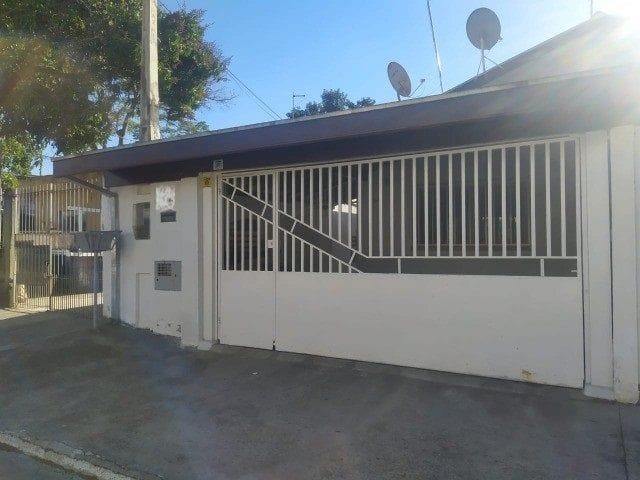 Foto do Casa - Casa com 2 dormitórios à venda, 82 m² por R$ 330.000,00 - Jardim Colonial - São José dos Campos/SP | INDEPENDENCE NEGOCIOS IMOBILIARIOS LTDA