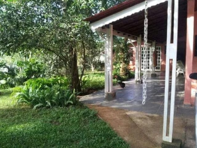 Casa com 925m² 2 quartos e 3 banheiros, à venda, no bairro Recanto Maravilha III em Santana de Parnaíba