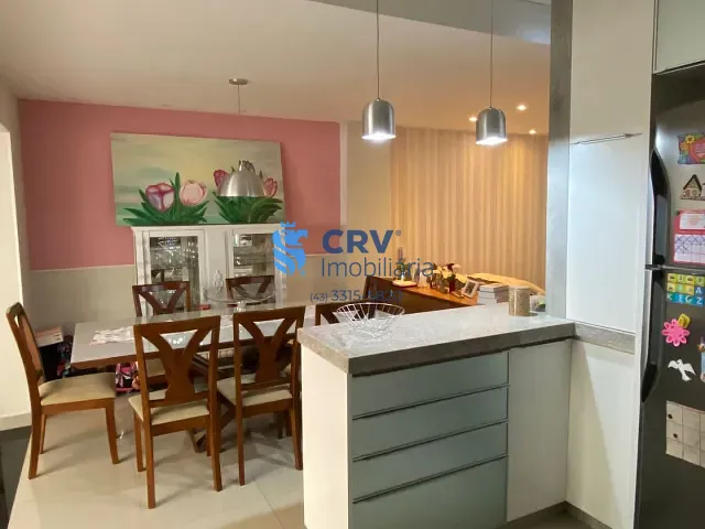 Casa com 180m² 3 quartos e 2 banheiros, à venda, no bairro Bandeirantes em Londrina