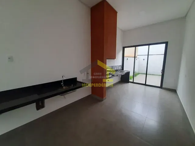 Casa com 200m² 3 quartos e 4 banheiros, à venda, no bairro Parque do Varvito em Itu