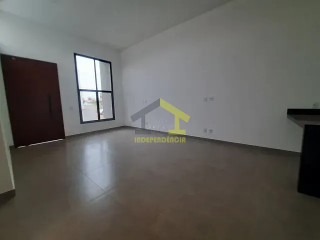Casa com 200m² 3 quartos e 4 banheiros, à venda, no bairro Parque do Varvito em Itu