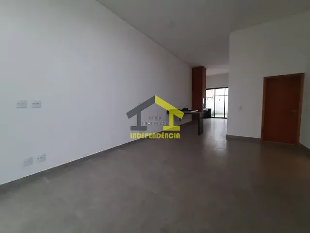 Casa com 200m² 3 quartos e 4 banheiros, à venda, no bairro Parque do Varvito em Itu