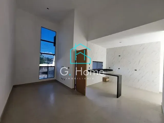Casa com 125m² 3 quartos e 1 banheiro, à venda, no bairro Colúmbia em Londrina