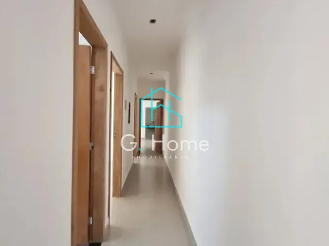 Casa com 125m² 3 quartos e 1 banheiro, à venda, no bairro Colúmbia em Londrina
