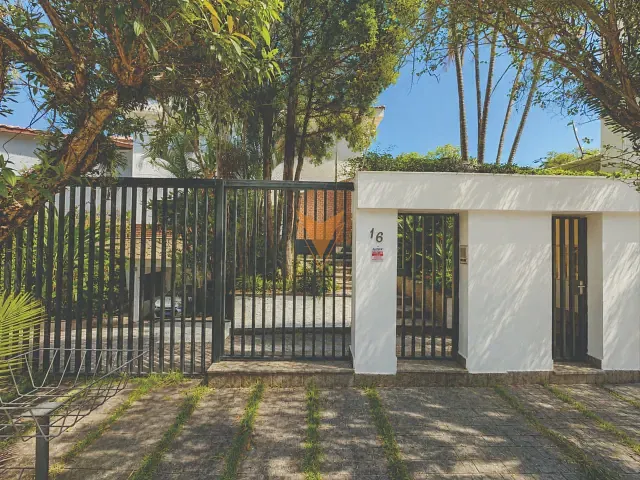 Casa 5 quartos e 6 banheiros, à venda, no bairro Parque dos Príncipes em São Paulo