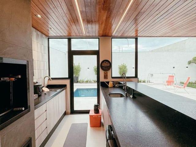 Casa com 456m² 3 quartos e 3 banheiros, à venda, no bairro Alphaville em Rio das Ostras