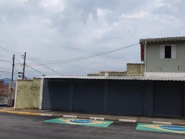 Casa com 203m² 2 quartos e 2 banheiros, à venda, no bairro Parque dos Estados em Bragança Paulista
