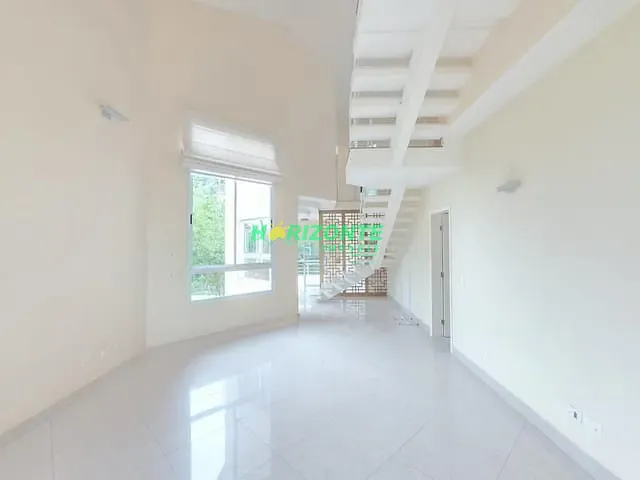 Casa com 300m² 3 quartos e 4 banheiros, à venda, no bairro Urbanova em São José dos Campos
