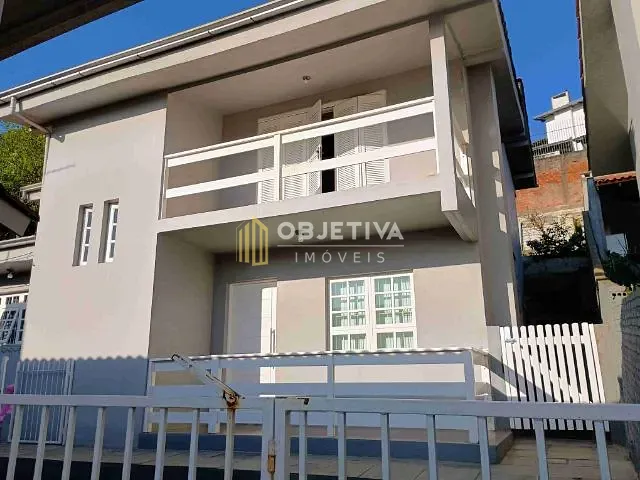 Casa 5 quartos e 3 banheiros, à venda, no bairro Ouro Branco em Novo Hamburgo