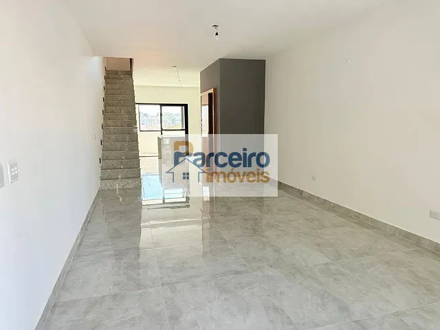 Casa 3 quartos e 3 banheiros, à venda, no bairro Vila Santa Isabel em São Paulo