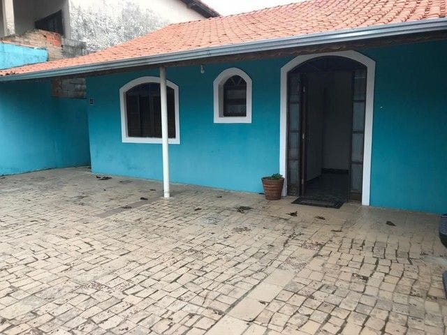 Casa com 307m² 3 quartos e 2 banheiros, à venda, no bairro Jardim Brasília em São Roque