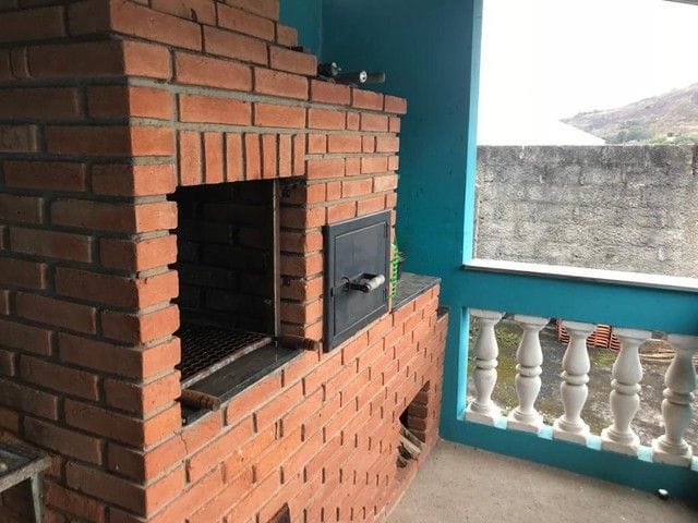 Casa com 307m² 3 quartos e 2 banheiros, à venda, no bairro Jardim Brasília em São Roque