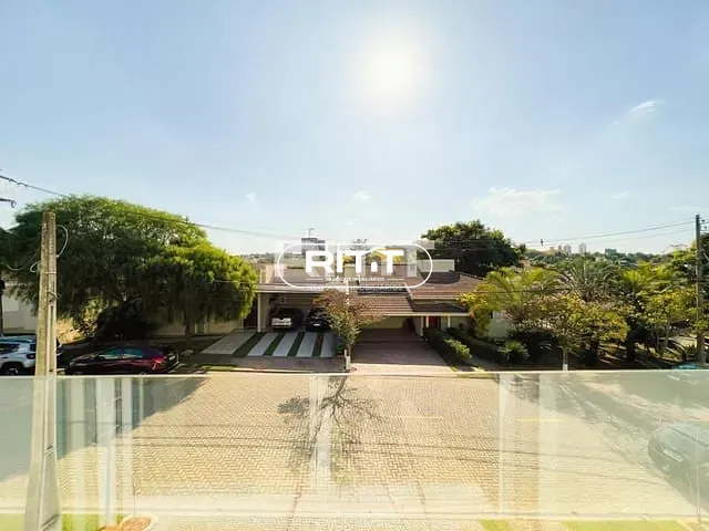 Casa com 350m² 3 quartos e 2 banheiros, à venda, no bairro Jardim Lorena em Valinhos