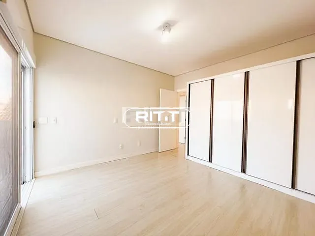 Casa com 350m² 3 quartos e 2 banheiros, à venda, no bairro Jardim Lorena em Valinhos