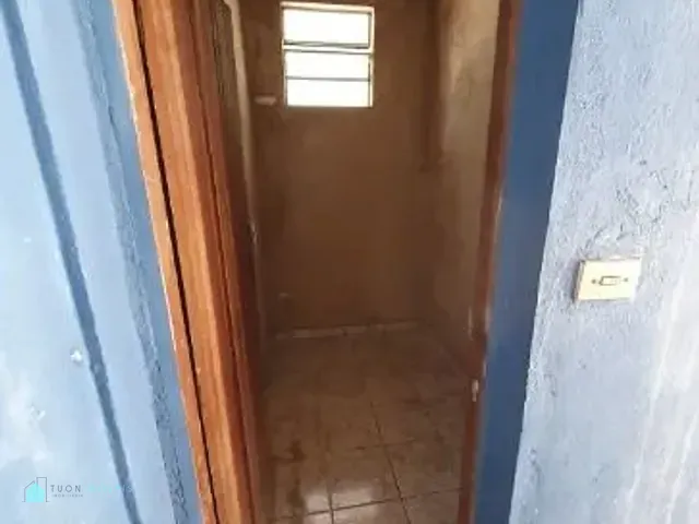 Casa com 250m² 3 quartos e 1 banheiro, à venda, no bairro Jardim Nova Esperança em Francisco Morato