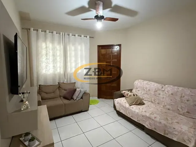 Casa com 250m² 3 quartos e 2 banheiros, para alugar, no bairro Jardim São Francisco de Assis em Londrina