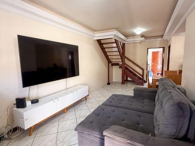 Casa com 156m² 3 quartos e 2 banheiros, à venda, no bairro Riviera Fluminense em Macaé