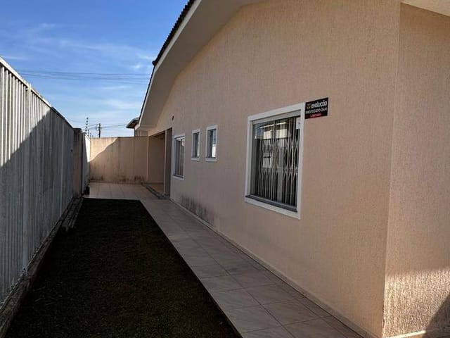 Casa com 90m² 2 quartos e 2 banheiros, à venda, no bairro Orfãs em Ponta Grossa