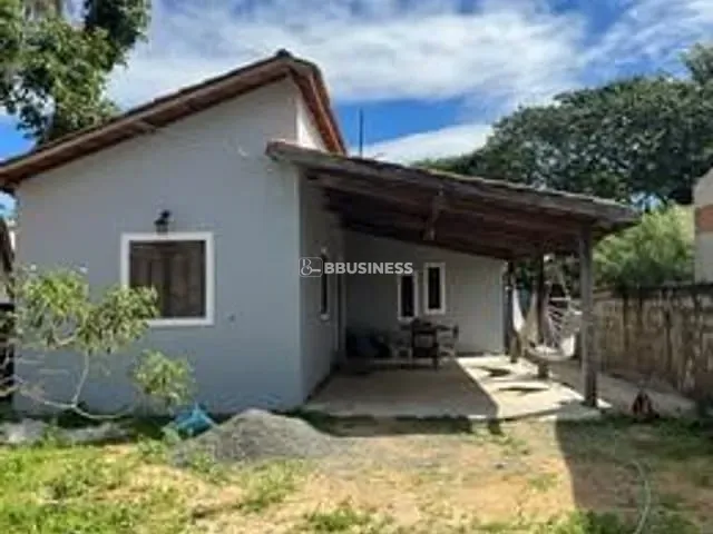 Casa 2 quartos e 2 banheiros, à venda, no bairro Saturnino Braga em Campos dos Goytacazes