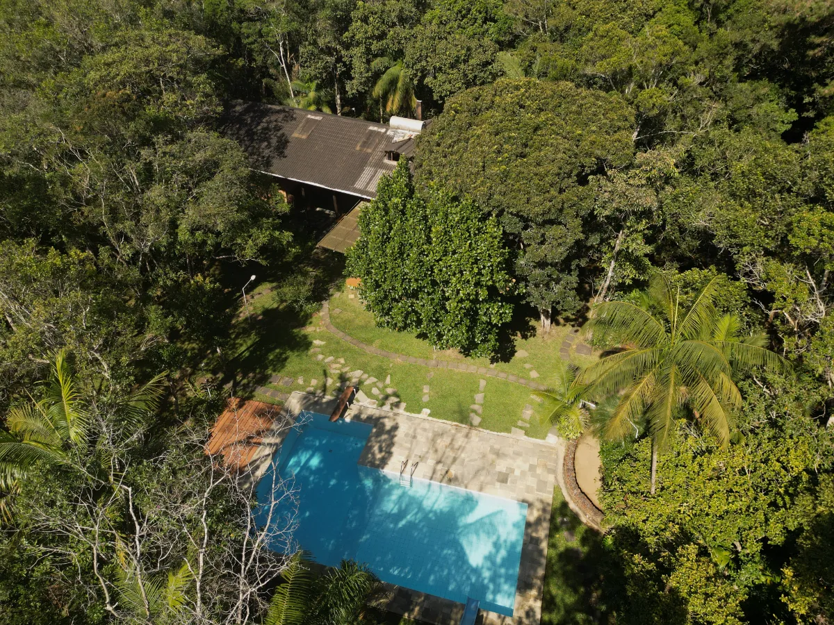 Casa comercial para venda em Parelheiros, 357m²
