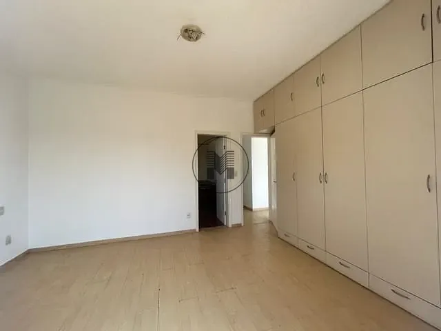 Casa com 307m² 4 quartos e 4 banheiros, à venda, no bairro Portal das Colinas em Guaratinguetá