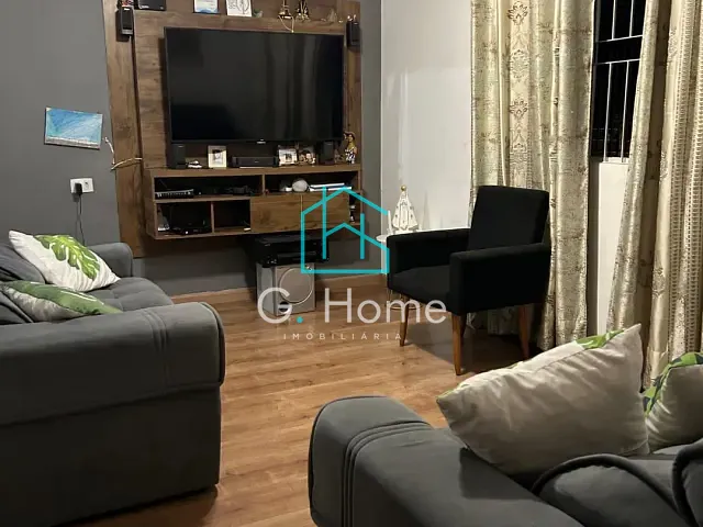 Casa com 300m² 3 quartos e 1 banheiro, à venda, no bairro Jardim do Sol em Londrina
