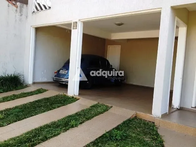 Sobrado com 336m² 6 quartos e 2 banheiros, à venda, no bairro Oficinas em Ponta Grossa