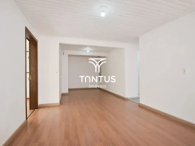 Casa com 200m² 3 quartos e 2 banheiros, à venda, no bairro Capão Raso em Curitiba