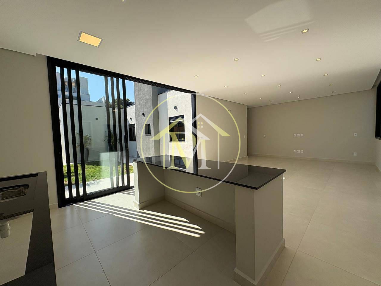 Casa à venda com 3 quartos, 155m² - Foto 7