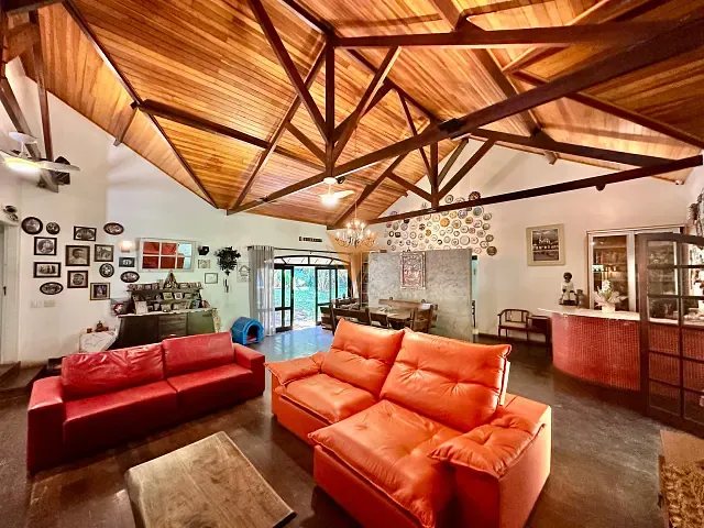 Casa 5 quartos e 5 banheiros, à venda, no bairro Jardim Colibri em Embu das Artes